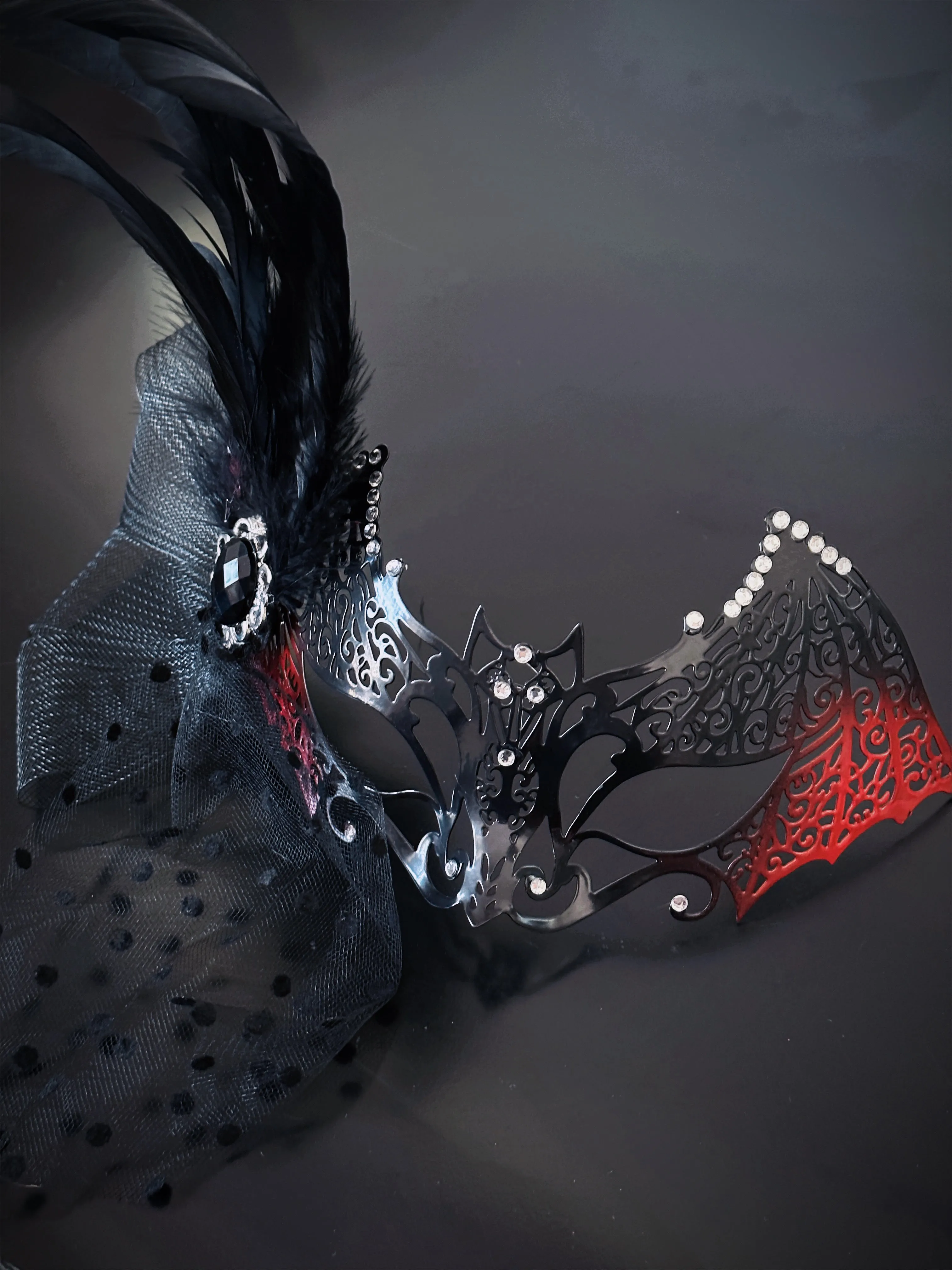 Bat Animal Mask - Feathers