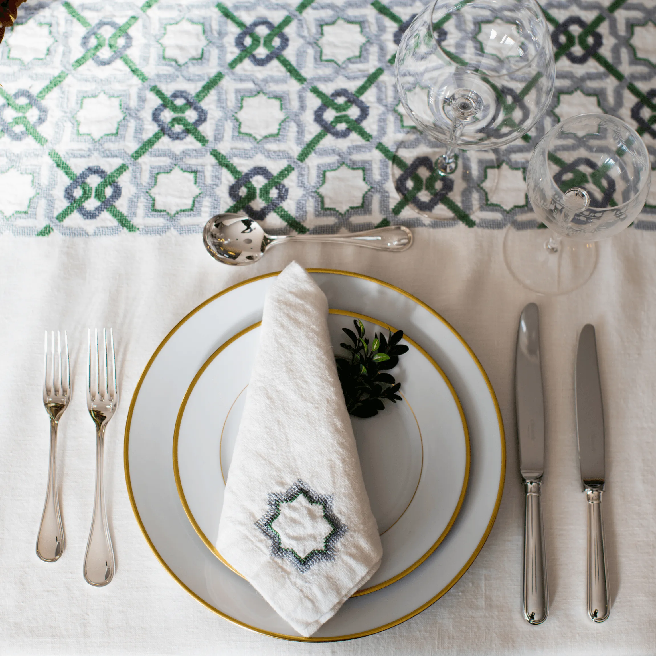 LINEN TABLECLOTH WHITE ALHAMBRA | 350 x 180 cm