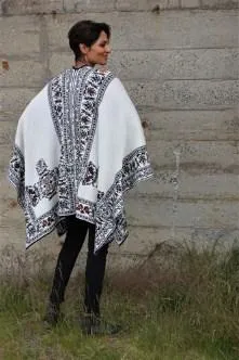Reversible Ruana White Floral